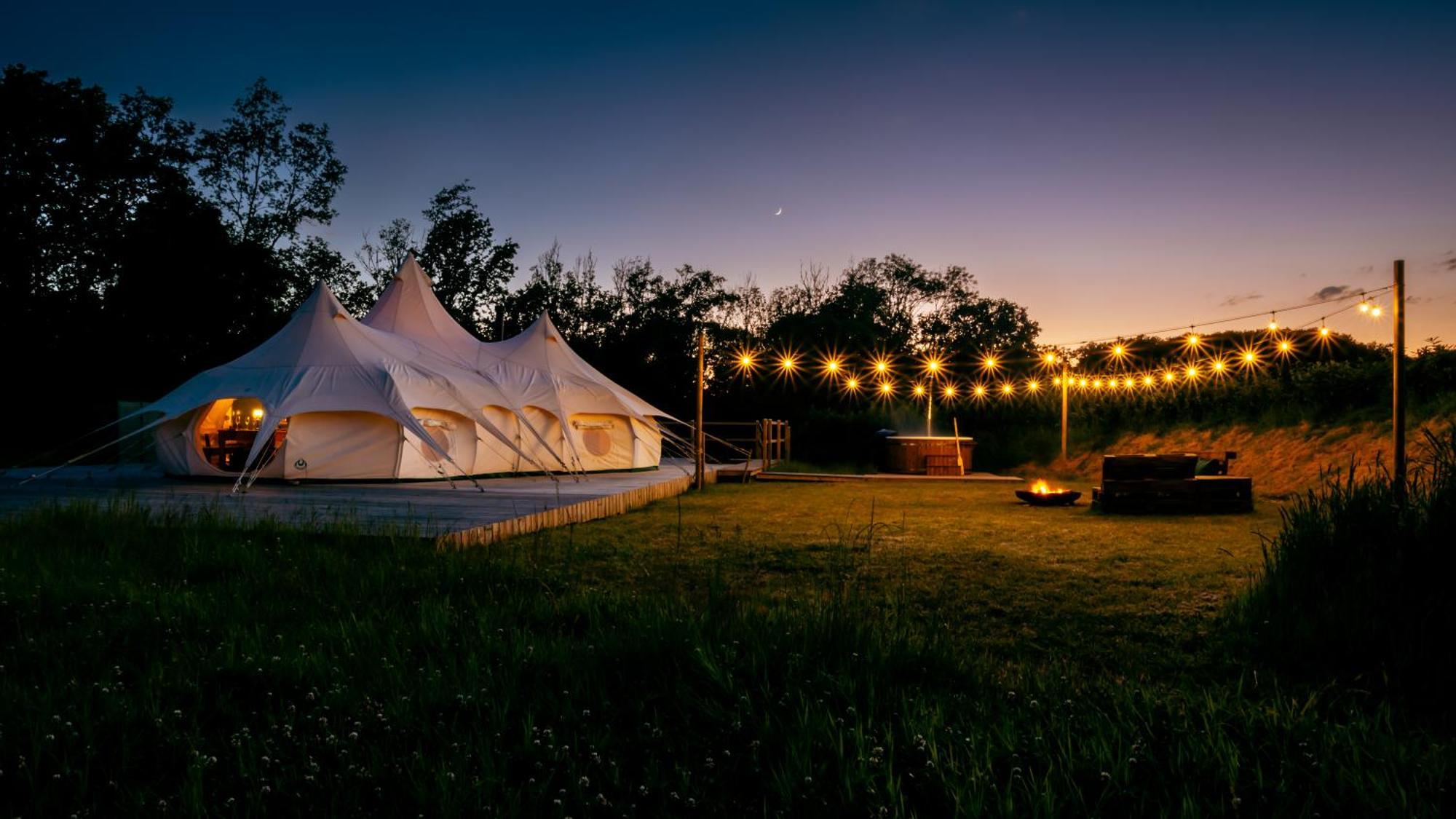 Villa Luxury Glamping Retreat In Battle Exterior foto