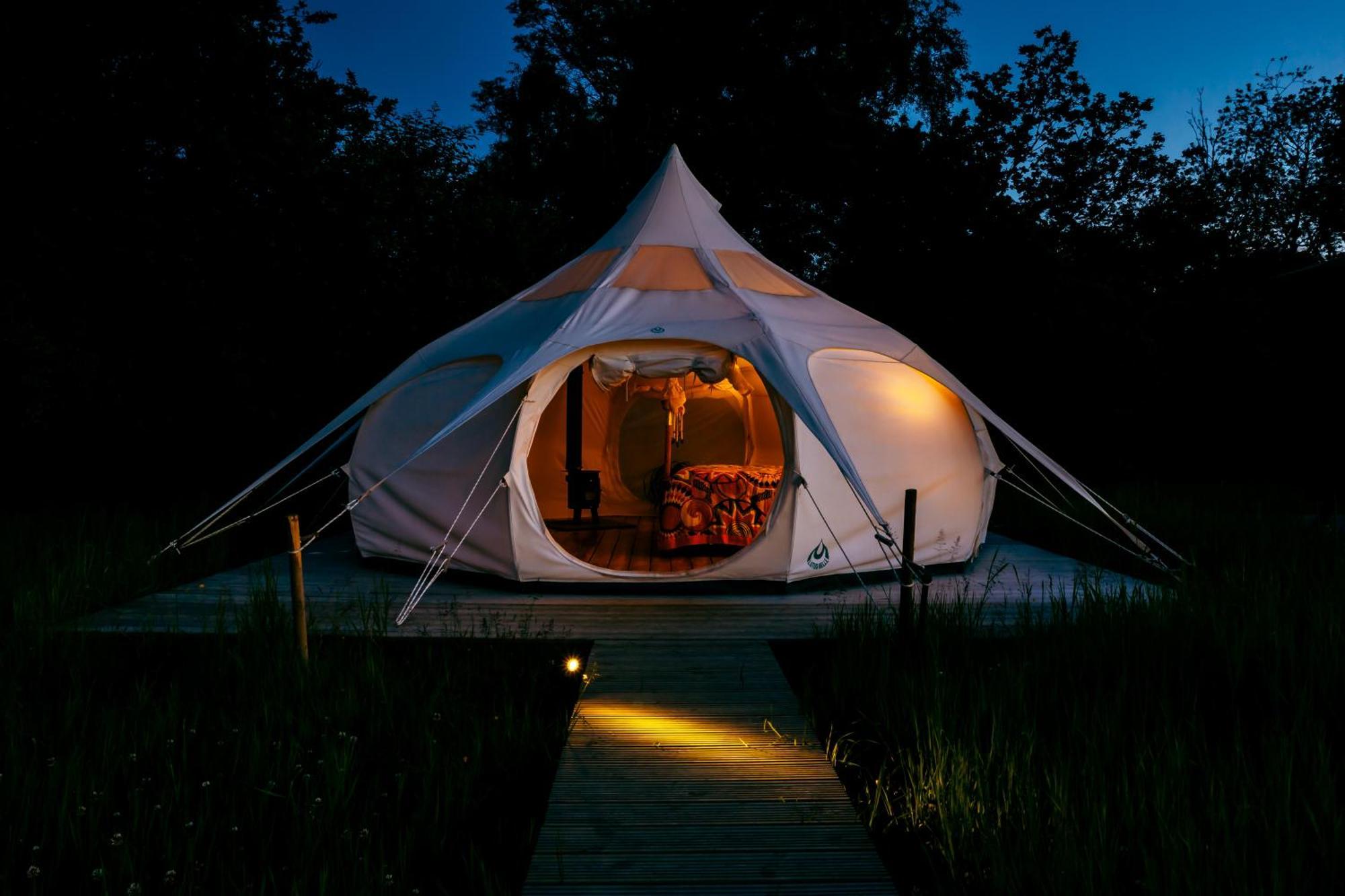 Villa Luxury Glamping Retreat In Battle Exterior foto