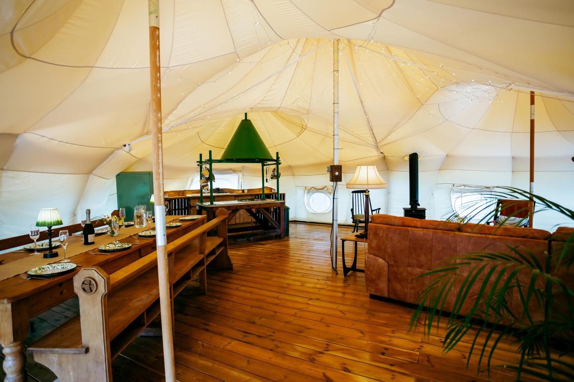 Villa Luxury Glamping Retreat In Battle Exterior foto