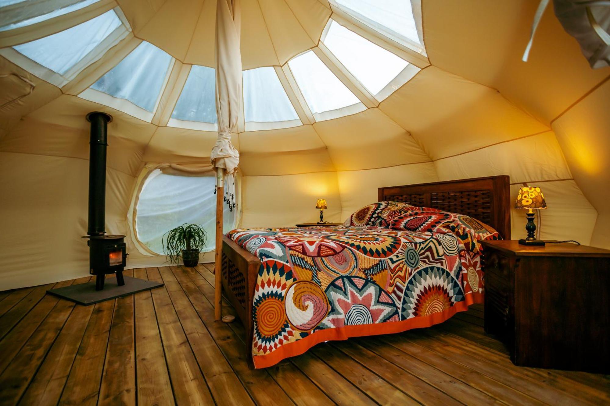 Villa Luxury Glamping Retreat In Battle Exterior foto
