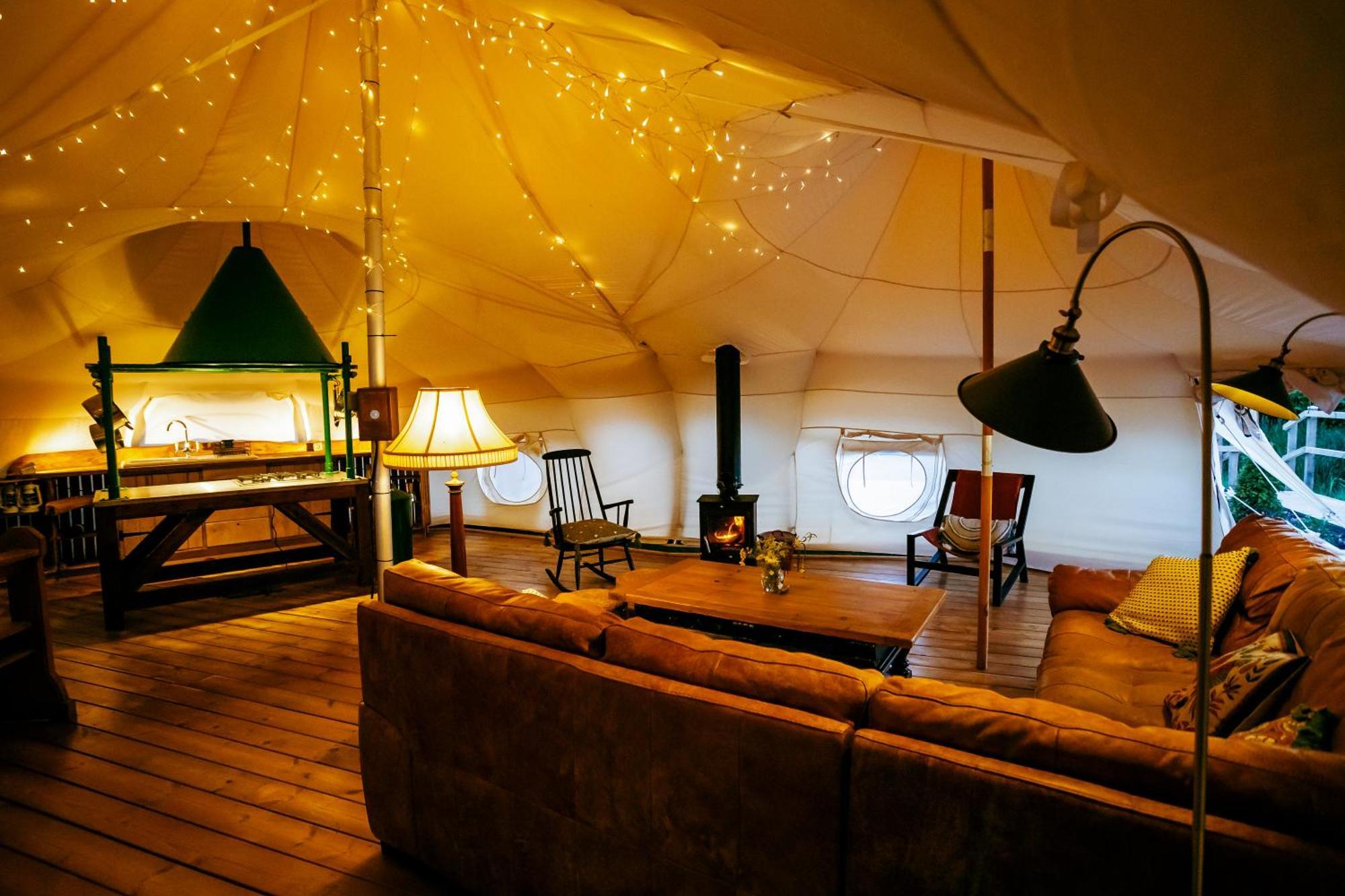Villa Luxury Glamping Retreat In Battle Exterior foto